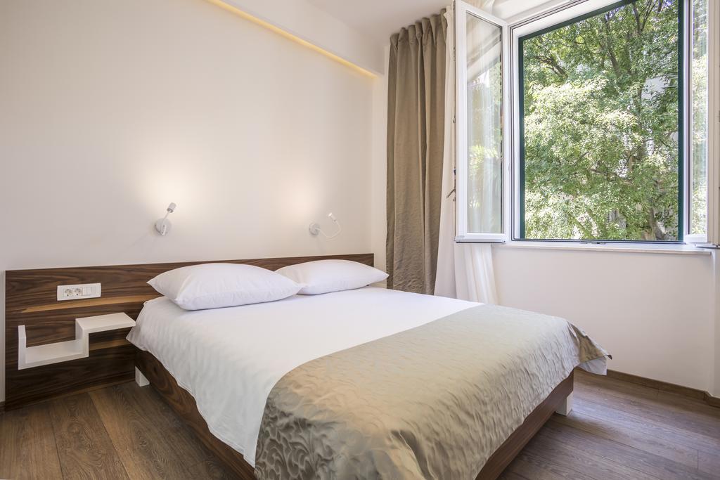 Luxury Accommodation Marino 斯普利特 外观 照片
